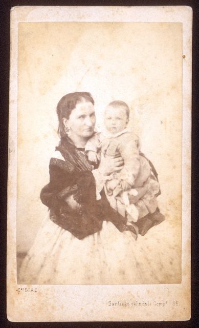 Mujer y bebé