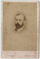 Retrato de hombre con barba