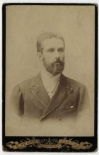 Retrato de un hombre con barba