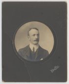 Retrato de un hombre con bigote