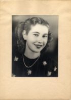 Retrato de Inés Elena Maziéres Granger, Reina de la Primavera de Rancagua de 1947