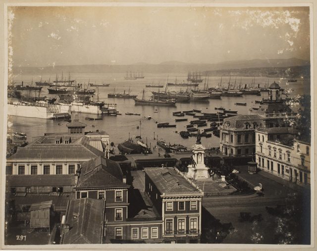 Puerto y Plaza de Valparaíso