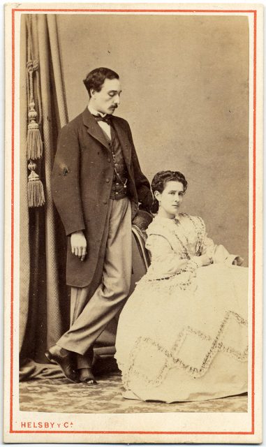 Retrato de Amanda Lamarca y su esposo.