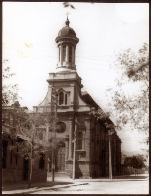 La vieja iglesia de la Sagrada Familia de la calle Yungay esquina de Esperanza, Barrio Yungay.