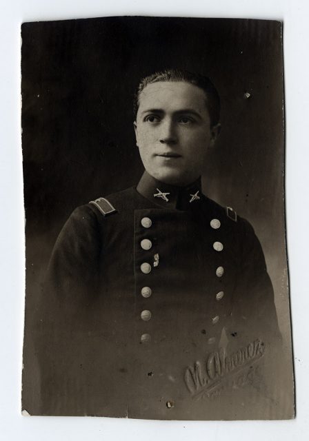 Retrato de un joven militar