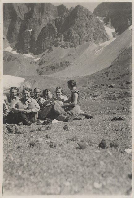 Grupo de personas en la Cordillera