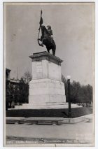 Chile, Santiago - Monumento a San Martín.