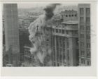 Edificio bombardeado junto a la Torre Entel