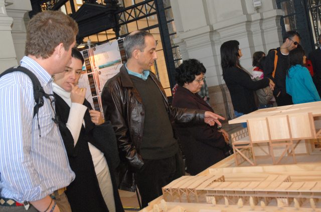 Premiación Concurso arquitectura en madera en la Estación Mapocho