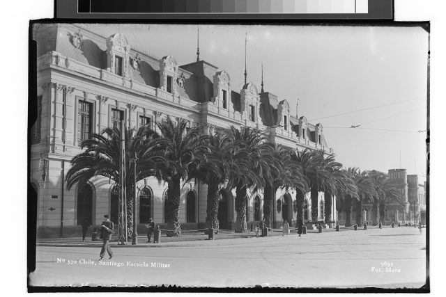 Chile, Santiago Escuela Militar.