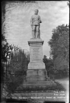 Chile, Santiago - Monumento a Pedro de Valdivia.