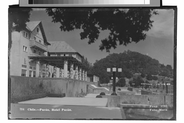 Chile. - Pucón, Hotel Pucón.
